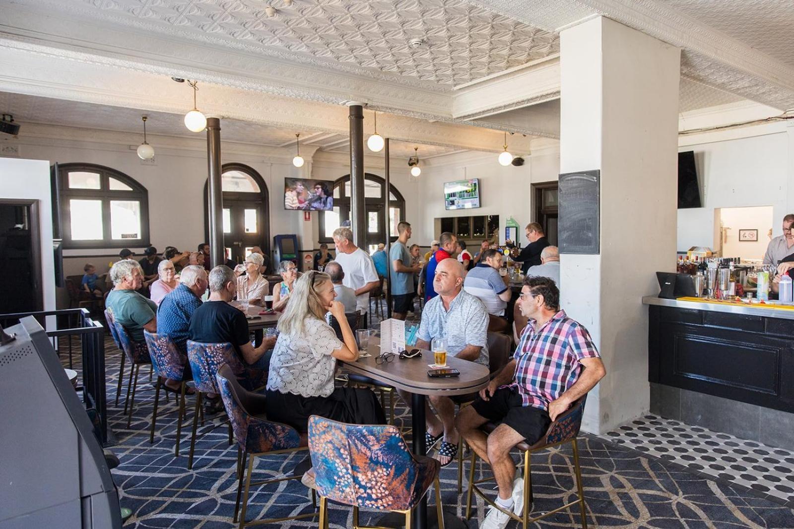 Bellbird Hotel Cessnock Bagian luar foto