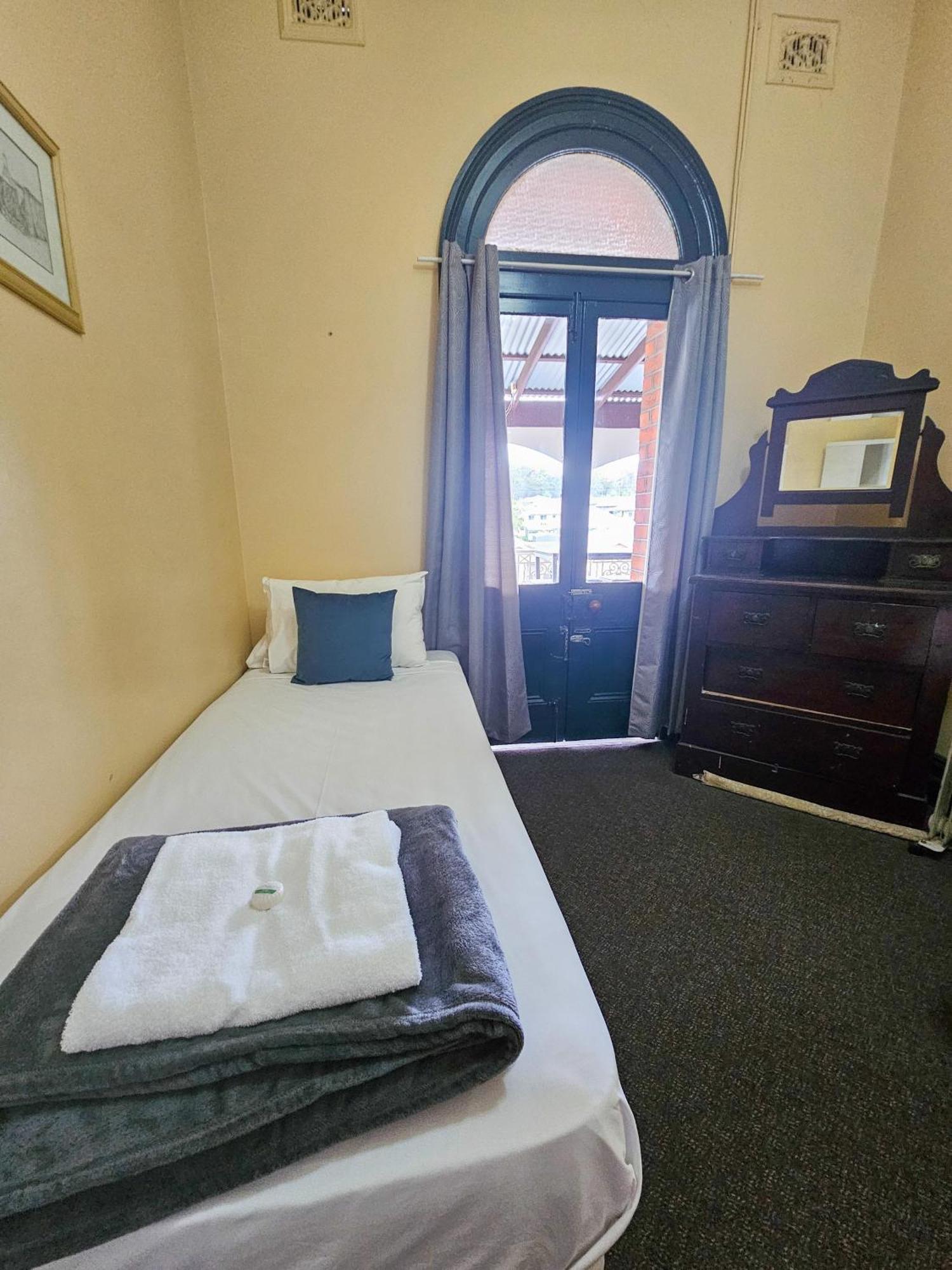 Bellbird Hotel Cessnock Bagian luar foto