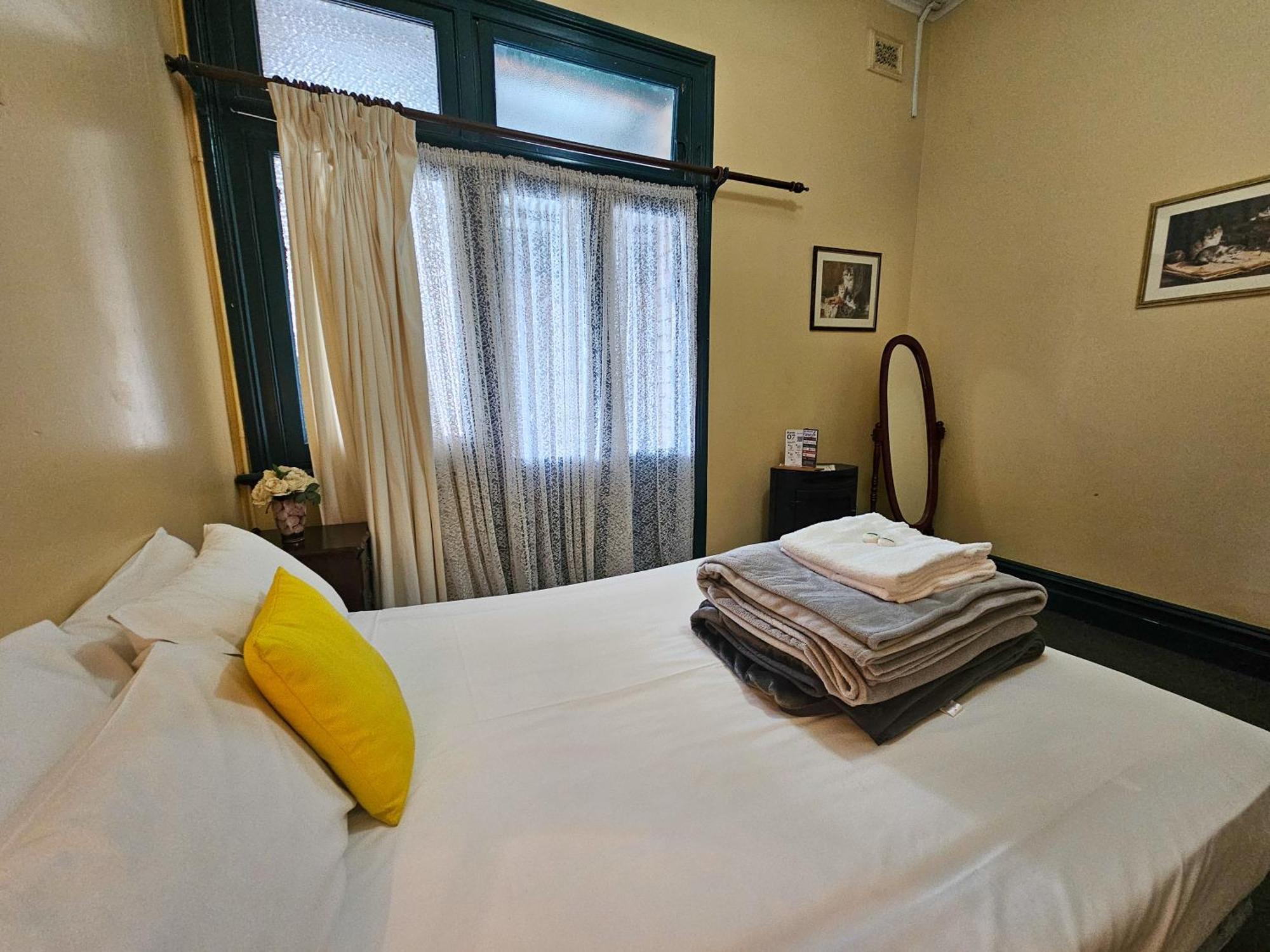 Bellbird Hotel Cessnock Bagian luar foto